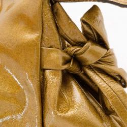 Pre Owned Gucci Gold Metallic Patent Hysteria Clutch