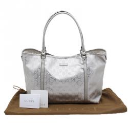 Pre Owned حقيبة غوتشي كريستال فضي مونوغرامي متوسطة