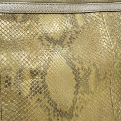مملوكة مسبقًا Gucci Gold Python Medium Bella Hobo