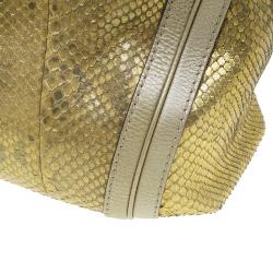 مملوكة مسبقًا Gucci Gold Python Medium Bella Hobo