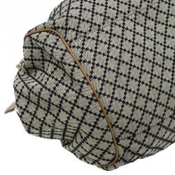 Pre Owned حقيبة غوتشي بوسطن سوكي متوسطة كانفاس ديامانت عاجي/ بيج