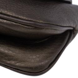 مملوكة مسبقًا Gucci Metallic Gold Leather Small Logo Detail Chain Link Crossbody Bag