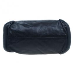 مملوكة مسبقًا حقيبة غوتشي ميتالك جلد أسود صغيرة جالاكسي هوبو