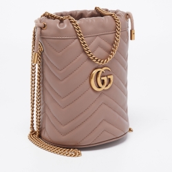 Pre Owned حقيبة غوتشي مارمونت تورشون باكيت مزينة جي جي شعار الماركة 