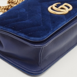 مملوكة مسبقًا حقيبة كروس غوتشي ميني جي جي مارمونت جلد وقطيفة ماتيلاسيه زرقاء
