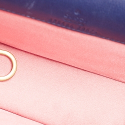 مملوكة مسبقًا حقيبة كروس غوتشي ميني جي جي مارمونت جلد وقطيفة ماتيلاسيه زرقاء