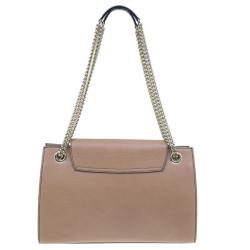 مملوكة مسبقًا Gucci Nude Leather Large Emily Chain Shoulder Bag