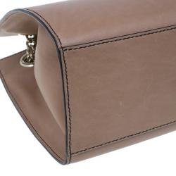 مملوكة مسبقًا Gucci Nude Leather Large Emily Chain Shoulder Bag