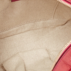 Pre Owned Gucci Fuchsia Patent Leather Small Soho Disco Crossbody Bag