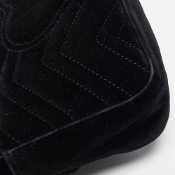 مملوكة مسبقًا Gucci Black Matelassé Velvet Mini GG Marmont Shoulder Bag