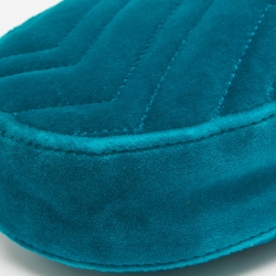 مملوكة مسبقًا Gucci Teal Matelassé Velvet and Leather Mini GG Marmont Belt Bag