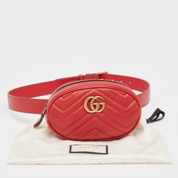 مملوكة مسبقًا Gucci Red Matelassé Leather GG Marmont Belt Bag