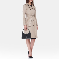 مملوكة مسبقًا Gucci Black GG Canvas and Leather Small Bardot Bag