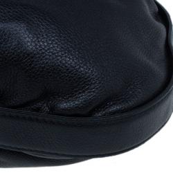 Pre Owned Gucci Black Drawstring Hobo