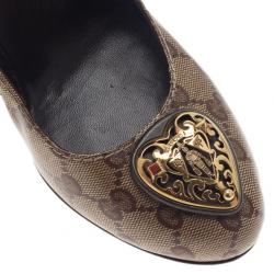 مملوكة مسبقًا حذاء غوتشي هارت كريست غوتشيسيما بني كريستال مقاس 38