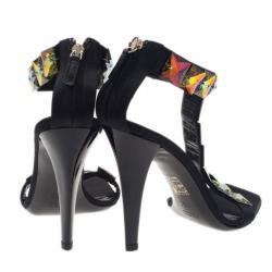 Pre Owned صندل غوتشي ستان أسود مرصع سير حرف T مقاس 38