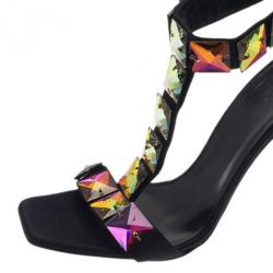 Pre Owned صندل غوتشي ستان أسود مرصع سير حرف T مقاس 38