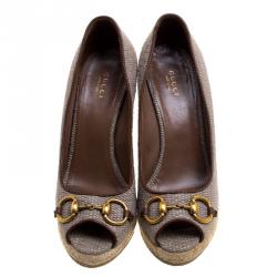 Pre Owned Gucci Maple Brown Straw Charlotte Horsebit Wedge Pumps Size 39.5