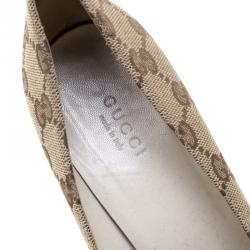 Pre Owned حذاء كعب عالي غوتشي مقدمة مدببة مزخرف سلسلة كانفاس GG بيج مقاس 37