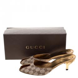 مملوكة مسبقًا حذاء غوتشي مقدمة مفتوحة كعب مرصع كانفاس GG بيج مقاس 39
