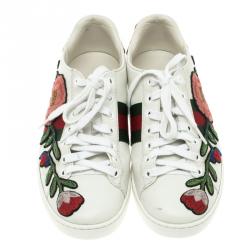 مملوكة مسبقًا Gucci White Leather Embroidered Ace Low Top Sneakers Size 36