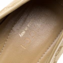 مملوكة مسبقًا Gucci Beige Guccissima Canvas Loafers Size 40.5