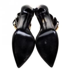 مملوكة مسبقًا Gucci Black Leather Ursula Horsebit Ankle Cuff Pointed Toe Sandals Size 40