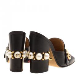 مملوكة مسبقًا حذاء غوتشي مرصع لؤلؤ تفاصيل ويب GG جلد ثعبان أسود مقاس 37.5