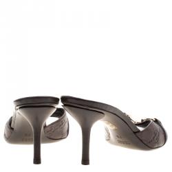 مملوكة مسبقًا حذاء سلايدز غوتشي هورسبيت جلد غوتشيسيما بني مقاس 37