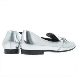 مملوكة مسبقًا Gucci Silver Metallic Leather Horsebit Loafers Size 37.5
