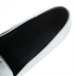مملوكة مسبقًا Gucci Silver Metallic Leather Horsebit Loafers Size 37.5