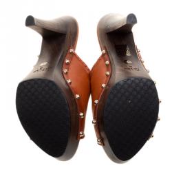 Pre Owned Gucci Brown Leather Craft Platform Peep Toe Mules Size 36.5