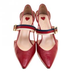 مملوكة مسبقًا حذاء كعب عالي غوتشي ماري جين يونيا جلد أحمر مقاس 39.5