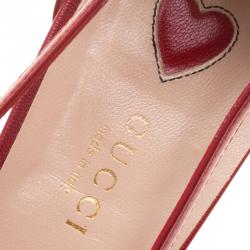 مملوكة مسبقًا حذاء كعب عالي غوتشي ماري جين يونيا جلد أحمر مقاس 39.5