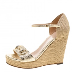 Pre Owned Gucci Gold Crackled Leather Carolina Horsebit Espadrille Wedge Sandals Size 38.5