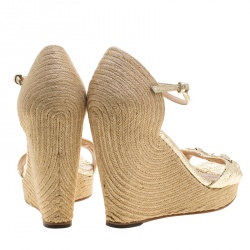 Pre Owned Gucci Gold Crackled Leather Carolina Horsebit Espadrille Wedge Sandals Size 38.5