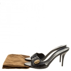 مملوكة مسبقًا حذاء سلايدز غوتشي هيستريا جلد أسود مقاس 38.5