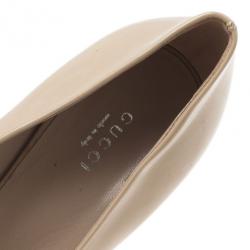 Pre Owned Gucci Beige Patent Bamboo Heel Peep Toe Platform Pumps Size 39.5