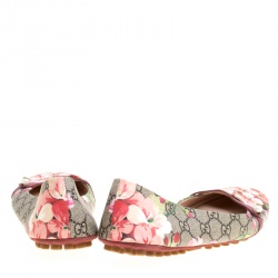 مملوكة مسبقًا Gucci Biege GG Supreme Blooms Printed Canvas Ballet Flats Size 41