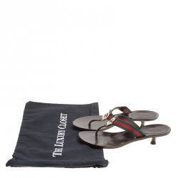 مملوكة مسبقًا صندل غوتشي ثونغ GG شبكة مقاس 38.5