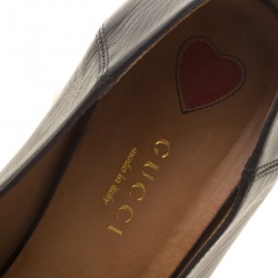 مملوكة مسبقًا Gucci Black Leather Faux Pearl Embellished Collapsible Heel Counter Loafer Pumps Size 37.5