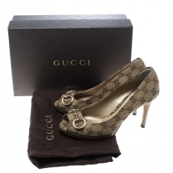 مملوكة مسبقًا Gucci Beige GG Canvas and Leather New Hollywood Horsebit Peep Toe Pumps Size 37
