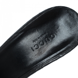 Pre Owned صندل غوتشي جلد ثعبان أسود كعب بامبو نعل سميك مقاس 39.5