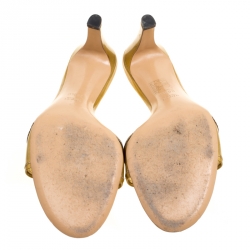 مملوكة مسبقًا Gucci Gold Glitter Patent Leather Britt Open Toe Slides Size 38.5