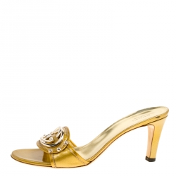 مملوكة مسبقًا Gucci Gold Glitter Patent Leather Britt Open Toe Slides Size 38.5
