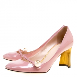 مملوكة مسبقًا Gucci Pink Patent Leather Pearl Detail Mary Jane Pumps Size 38.5