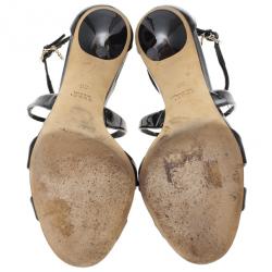 مملوكة مسبقًا Gucci Black Strappy Sandals Size 36