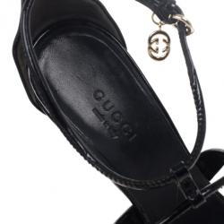 مملوكة مسبقًا Gucci Black Strappy Sandals Size 36
