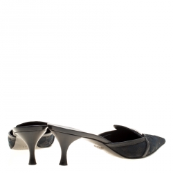 Pre Owned Gucci Black GG Canvas and Leather Slides Size 36.5