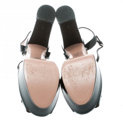 مملوكة مسبقًا صندل غوتشي بكعب عريض وحزام كاحل هورسبيت جلد أسود مقاس 39